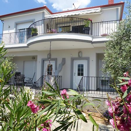 Studios Oleander يميناريا المظهر الخارجي الصورة
